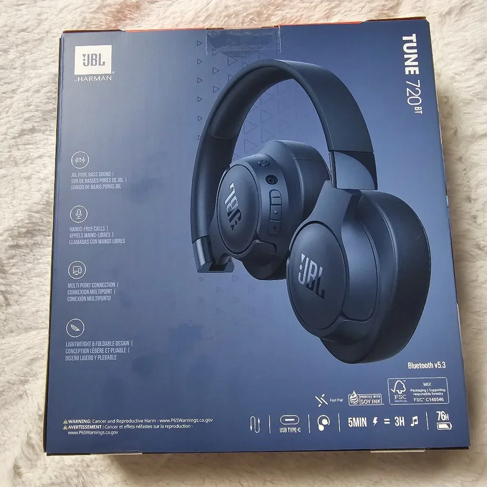 JBL Tune 720BT Wireless Over-Ear Headphones Foldable NEW Sealed Blue - Picture 2 of 3